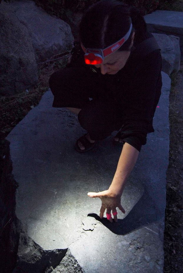 Nicole Panneton - Personnage en rose - Sonder la track - 18 juillet 2014 - Crédit photographique Julie Laurin