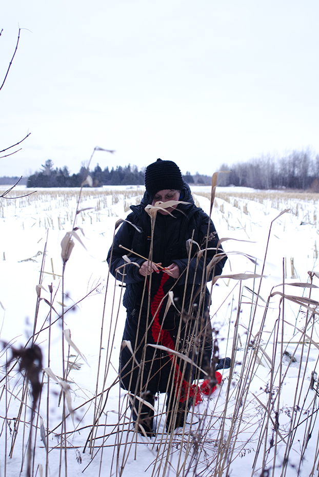 Nicole Panneton - Film Dérive - Action performative - Saint-Bernard-de-Lacolle - Janvier 2015 - Crédit photographique Michel Dubé
