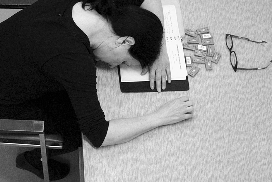 Nicole Panneton - Mâcher le stress au quotidien - Attendre que le mal passe - Action performative - 2015