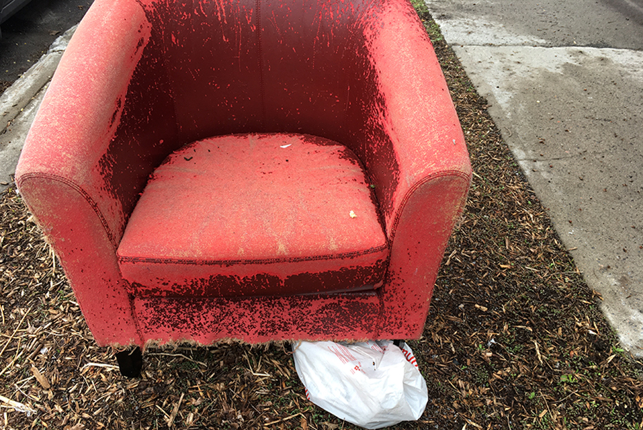 NicolePanneton_Confinement_Lefauteuilrouge_1ermai2020_CreditphotoNicolePanneton_IMG6172